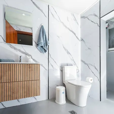 Apartament Oikos Skmt *